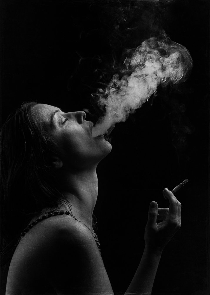 Retrato femenino en blanco y negro – Toni Jiménez